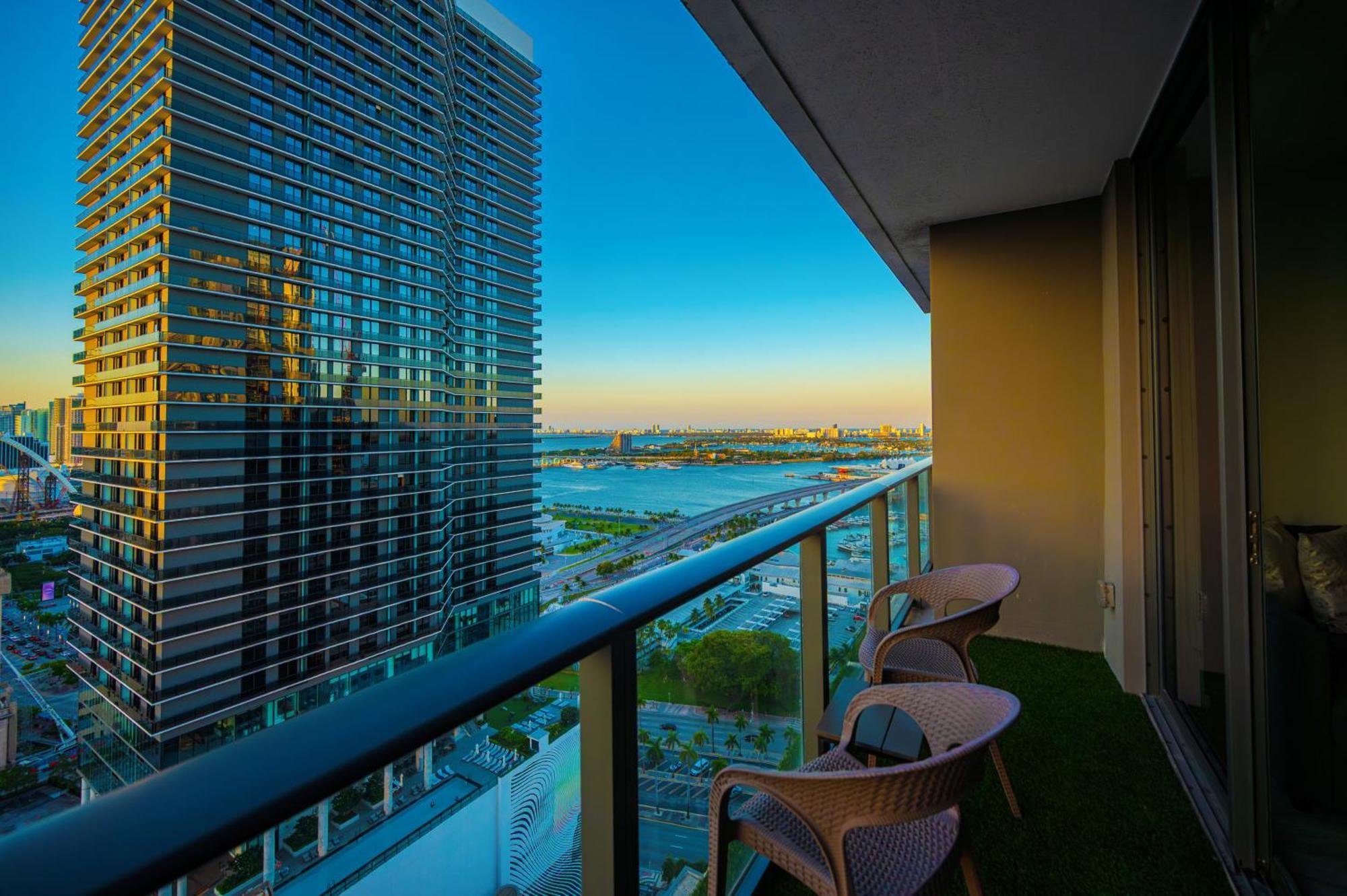 Luxury Loft - Free Parking - Ocean View - Brickell Downtown Apartment Miami Room photo
